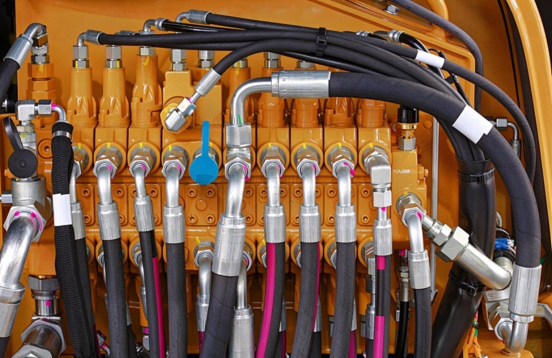 Mining Safety Essential: Importance of MSHA & MA Dual-Certified Hydraulic Hoses